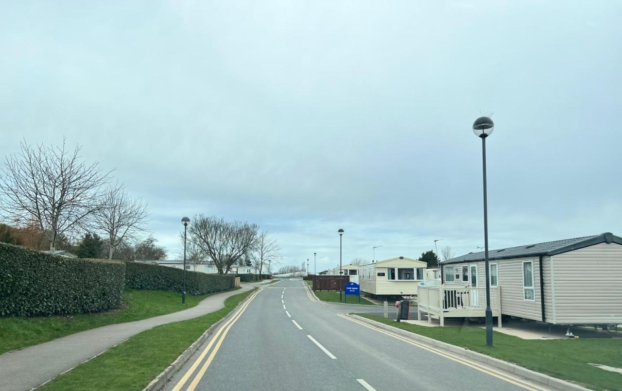 Caravan In Haven Marton Mere Holiday Park Blackpool Exteriör bild